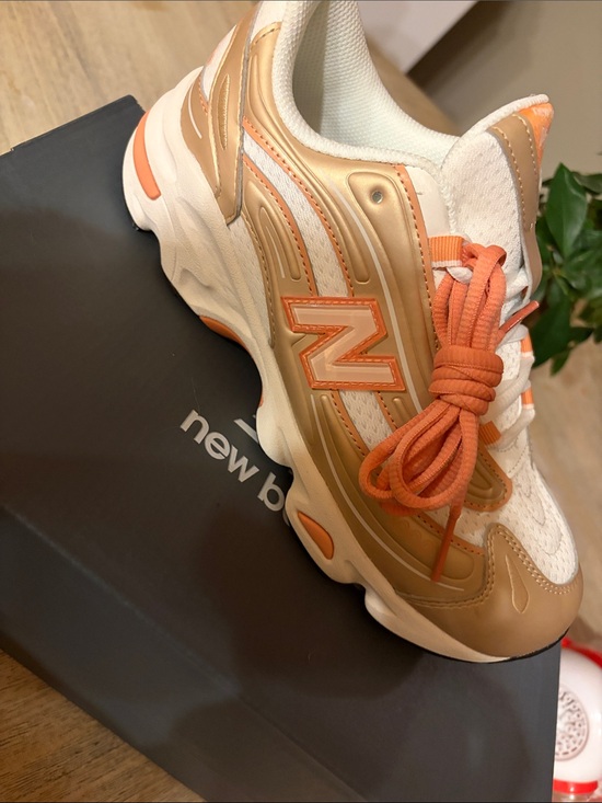 New Balance Shoes - New Balance Women’s Chunky Sneakers in Orange and Tan